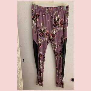 Forever 21 Floral Leggings